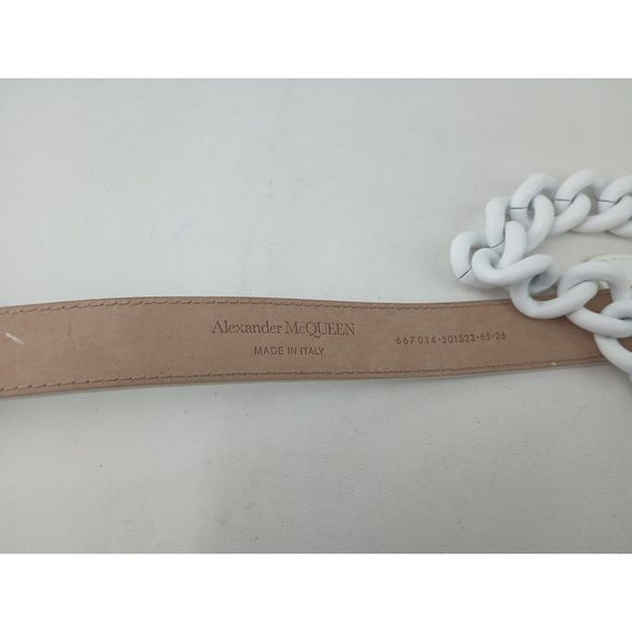 Alexander McQueen Women\'s White Leather Double-Chain Belt Size 65 cm / 26
